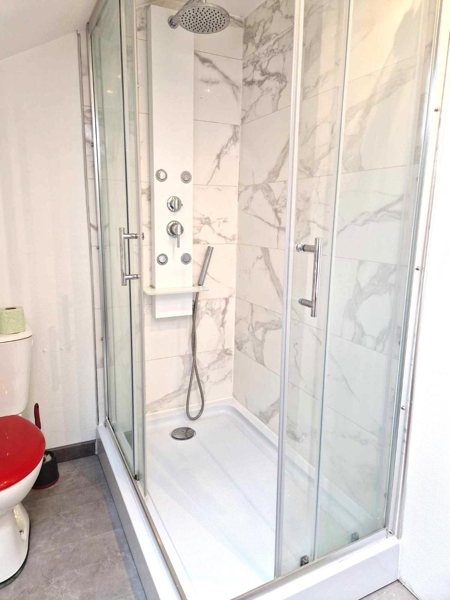 11 - Tres Joli 2 Pieces Tout Equipe Pour 1 A 5 Personnes, Vue Sur Parc Arbore, Parking Privatif Gratuit, Grand Fourgon Possible, Tout Le Linge De Maison Est Fourni Razac-sur-lʼIsle Dış mekan fotoğraf