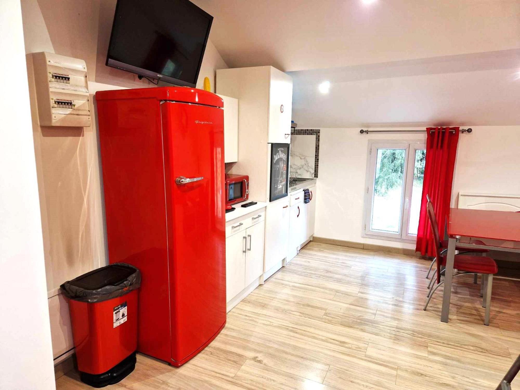 11 - Tres Joli 2 Pieces Tout Equipe Pour 1 A 5 Personnes, Vue Sur Parc Arbore, Parking Privatif Gratuit, Grand Fourgon Possible, Tout Le Linge De Maison Est Fourni Razac-sur-lʼIsle Dış mekan fotoğraf