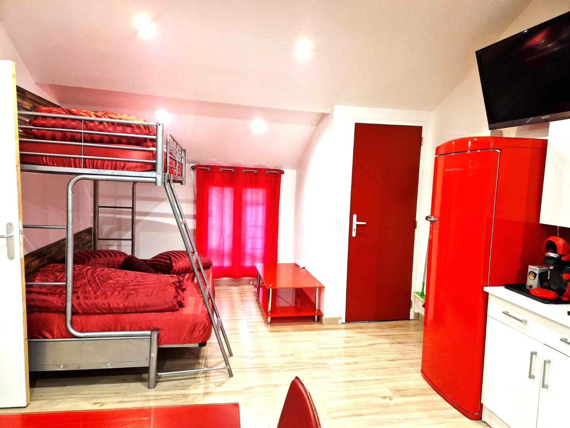 11 - Tres Joli 2 Pieces Tout Equipe Pour 1 A 5 Personnes, Vue Sur Parc Arbore, Parking Privatif Gratuit, Grand Fourgon Possible, Tout Le Linge De Maison Est Fourni Razac-sur-lʼIsle Dış mekan fotoğraf
